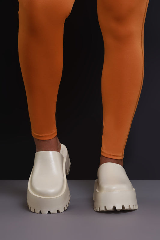 No Such Luck Platform Chunky Slides - Ivory